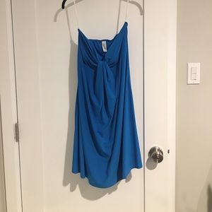 Blue strapless dress